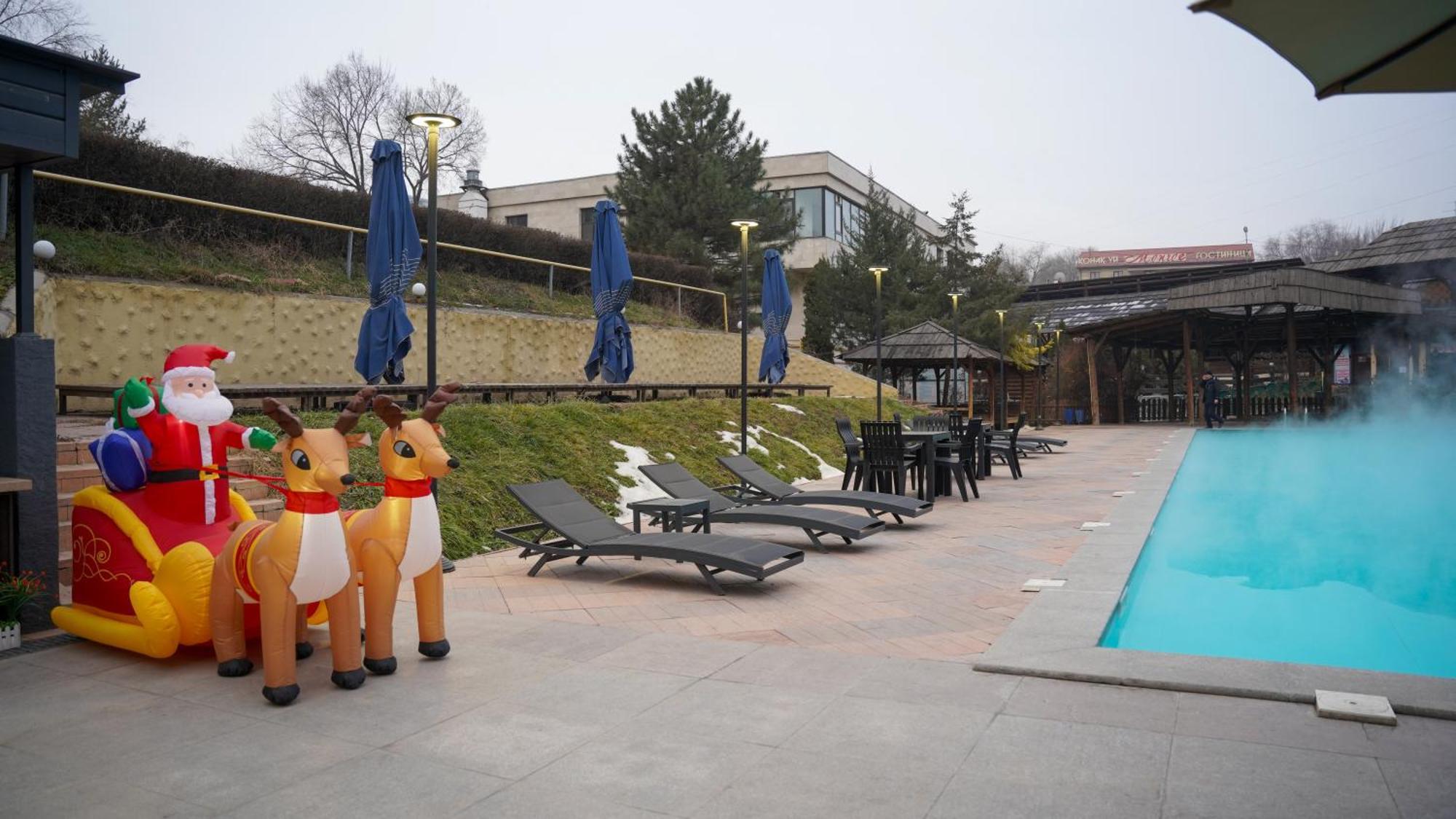 Saraishyq Hotel Almaty Exterior foto